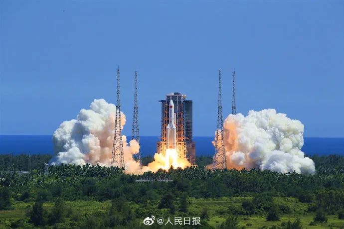 6. 长征五号B火箭成功发射问天实验舱据中国载人航天工程办公室消息，北京时间2022年7月24日14时22分，搭载问天实验舱的长征五号B遥三运载火箭，在我国文昌航天发射场点火发射，发射取得圆满成功