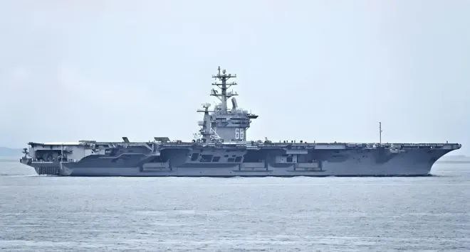 » 3、美国向中东调动加油机和航母当地时间6月15日，美国总统特朗普表示，美国目前没有参与以色列对伊朗的军事打击，但以后“有可能”会介入以伊冲突