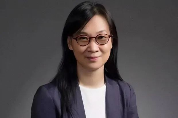 12. 北大国家发展研究院：陈春花主动辞职 已如实告知博士学位未被认证知名管理学学者陈春花，近日被流量“反噬”