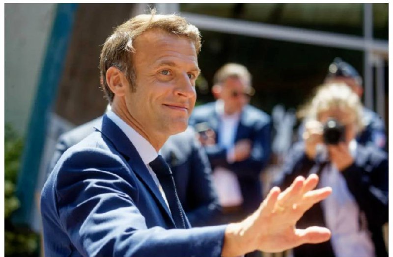 12. 法国国民议会选举首轮投票结束被“不屈法国”党领导人梅朗雄称为“法国总统第三轮投票”的国民议会选举暂告一段落