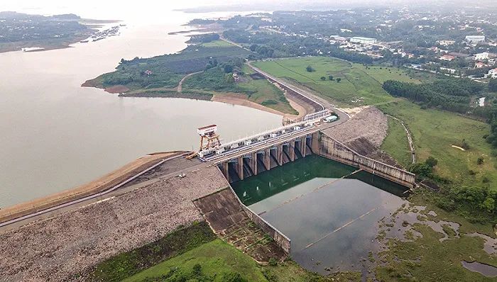 » 1. 广西时隔七年重启对越送电受电力紧缺影响，越南向中国南方电网广西电网公司提出了恢复联网购电的需求