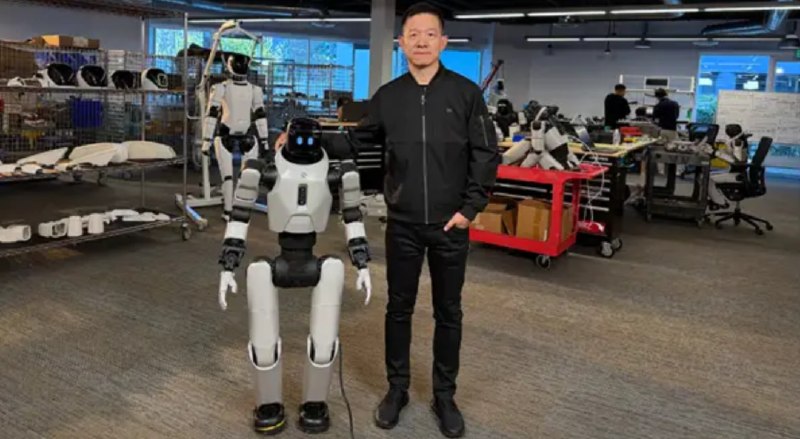 » 10、 贾跃亭宣布业务重点改成造机器人5月11日，法拉第未来（Faraday Future，简称FF）创始人贾跃亭发布视频，回顾了5月8日公司成立12周年的庆典盛况，同时正式官宣重磅人事变动：他已回归出任FF全球CEO，Jerry Wang被任命为FF全球执行董事长，两项任命均自5月5日起生效，被业内视为FF成立以来最重要的一次治理结构变革，标志着这家历经跌宕的企业正式迎来创始团队的“终极回归”
