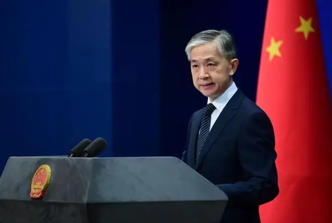» 10. 香港特区政府：因李家超日程事宜，陈茂波代为赴美据香港特区政府新闻网10月31日消息，中国香港已按惯例收到东道主邀请，出席将于11月15日至17日在美国旧金山举行的亚太经济合作组织（APEC）领导人非正式会议