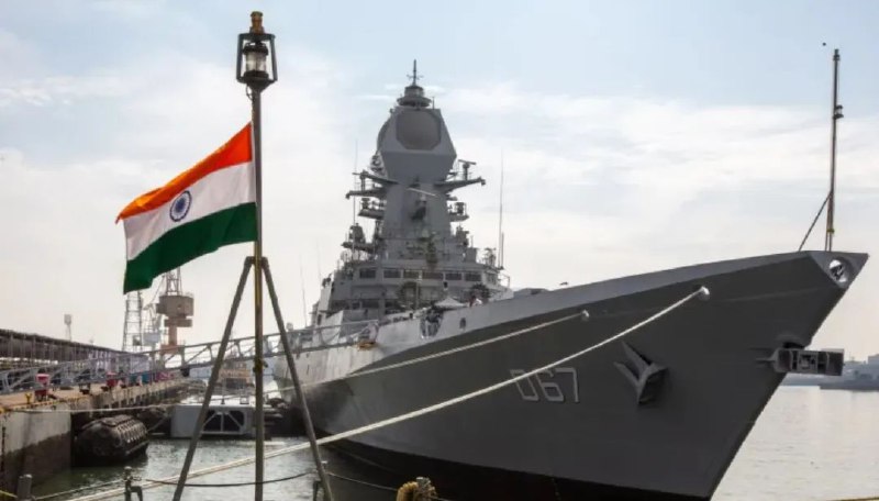 » 6、印度派出5艘导弹驱逐舰往中东护航《印度斯坦时报》网站12月28日报道，印度海军已经派出五艘导弹驱逐舰、一艘补给舰、一架P-8反潜巡逻机以及一架“海上卫士”无人机，以确保从曼德海峡到印度海岸的航运线路安全