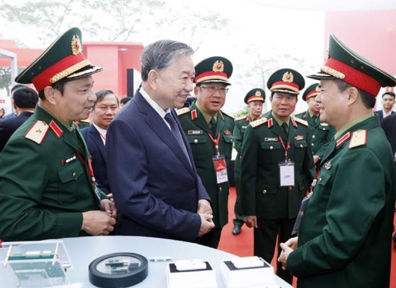 » 1、越南首家芯片制造厂动工，军队企业投资据越通社报道，当地时间1月16日，越共中央总书记苏林、越南总理范明政在河内市和乐高科技园区共同出席越南首家芯片制造厂动工仪式