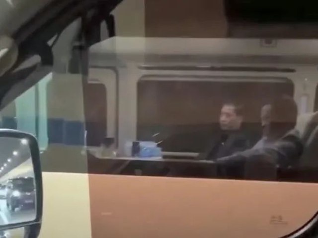 » 2. 阿里巴巴创始人马云已回国内此前在日本、泰国等地现身的阿里巴巴集团创始人马云已返回国内