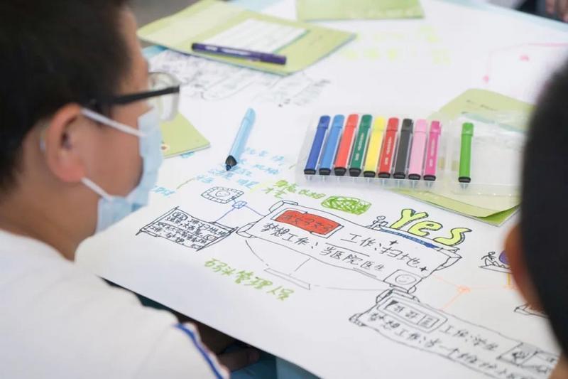 » 8、广州拟调整随迁子女入学政策，不再统一规定缴纳社保满5年等条件日前，广州市教育局发布了《关于做好来穗人员随迁子女接受义务教育工作的通知（征求意见稿）》，并征求公众意见，此次对来穗人员随迁子女（下文简称“随迁子女”）入学政策的调整，拟保留“保障性入学”和“积分制入学”两种申请入读公办学位方法，同时，提出要引导各区办好办强义务教育公办学校，为随迁子女提供更多公办学位