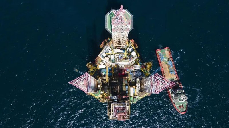 8. 我国海上首口页岩油探井获商业油流7月28日，我国海上首口页岩油探井——涠页-1井压裂测试成功并获商业油流，标志着我国海上页岩油勘探取得重大突破