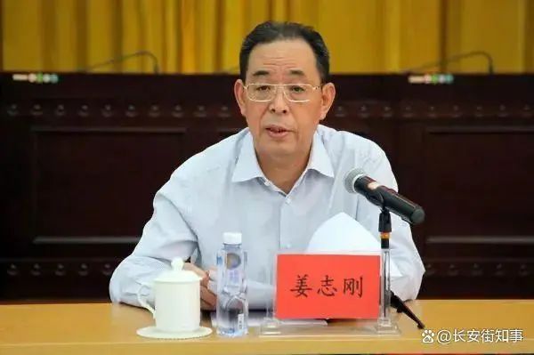 » 10. 原银川书记姜志刚被双开：利用职权低价购房中央纪委国家监委网站8月30日消息，经中共中央批准，中央纪委国家监委对宁夏回族自治区党委原副书记、银川市委原书记姜志刚严重违纪违法问题进行了立案审查调查