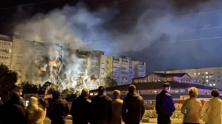 » 7. 俄苏-34战机坠于居民区致13死19伤，遇难者家庭获得100万卢布援助俄罗斯紧急情况部发布消息称，此前发生的苏-34战机坠毁事故已经造成13人死亡，其中包括3名儿童，另有19人受伤