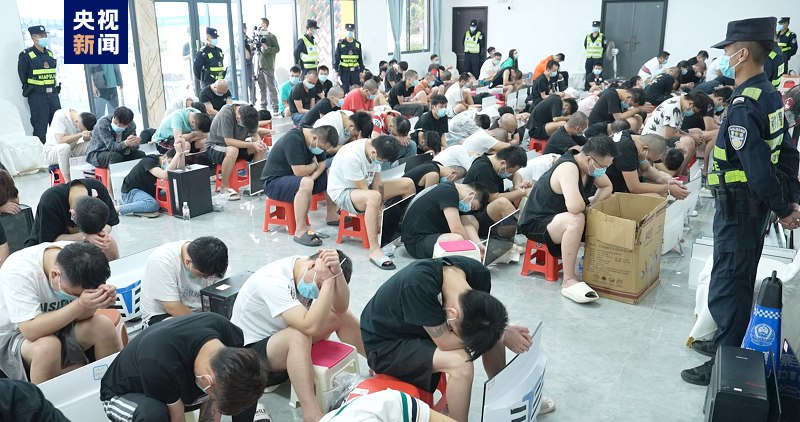 » 12. 公安机关成功打掉缅北电诈窝点11个，抓获犯罪嫌疑人269名9月3日，在公安部和云南省公安厅的组织部署下，西双版纳公安机关依托边境警务执法合作机制，与缅甸相关地方执法部门开展联合打击行动，一举打掉盘踞在缅北的电信网络诈骗窝点11个，抓获电信网络诈骗犯罪嫌疑人269名