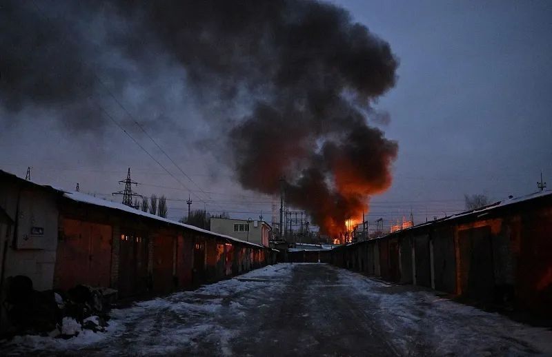 » 10. 白俄罗斯在领空内击落乌导弹，召见乌大使提出抗议白俄罗斯国防部12月29日称，在其领空内击落乌克兰导弹，随后白俄罗斯外交部召见了乌克兰驻白俄罗斯大使提出抗议，要求乌方进行全面调查