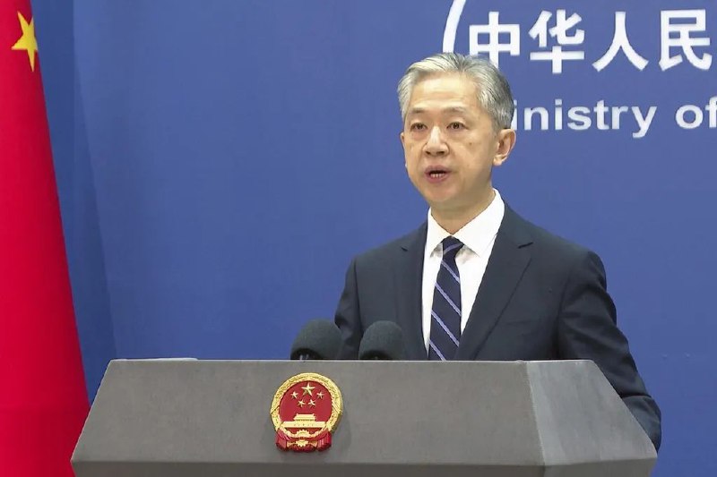 » 14、乌克兰把中国铁建列入“国际战争赞助商”名单，中方坚决反对在21日外交部记者会上，有记者提问称，昨天乌克兰把中国铁建股份有限公司列入了“国际战争赞助商”名单，外交部对此有何评论？对此，中国外交部发言人汪文斌表示，中方在乌克兰问题上始终站在和平一边，站在正义一边，我们坚决反对乌方有关机构将中方企业列入相关名单，要求乌方立即纠正错误，消除负面影响