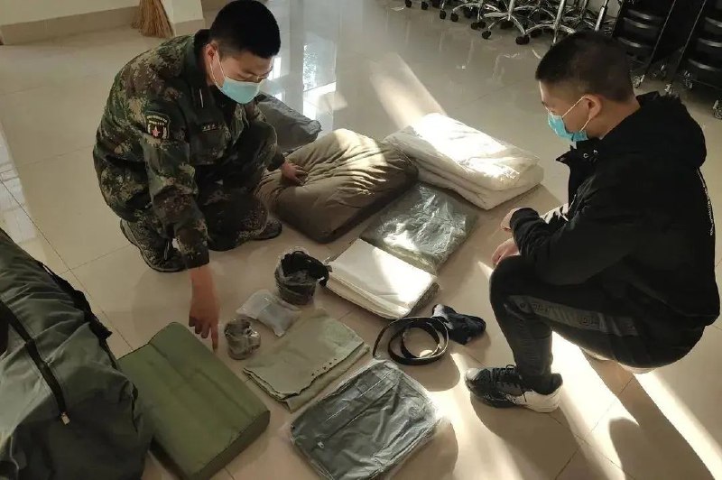 8. 全国定向培养军士开始招生，面向2022年高考生全国首批定向培养军士开始招生，这是军士制度实施后的首次定向培养军士招生，面向2022年高考生，学制3年，毕业后授予军士军衔