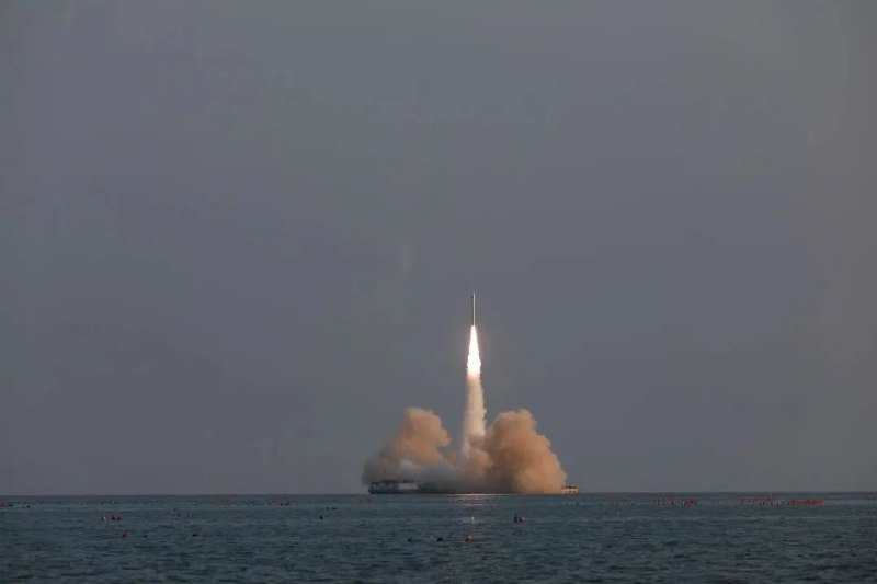 » 5. 民营火箭谷神星一号首次海上发射成功9月5日17时34分，商业航天企业星河动力航天在山东海阳及附近海域完成谷神星一号海射型（遥一）运载火箭发射任务，顺利将“天启星座”21星～24星共4颗卫星送入800公里预定轨道