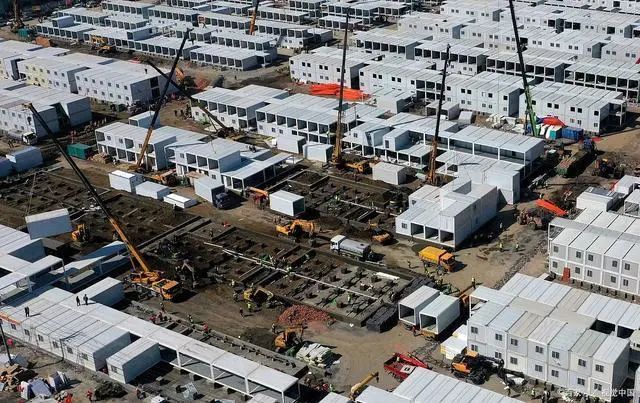 5. 全国已有10地发现援建方舱医院返乡人员阳性 病例超百人自3月以来，吉林、上海等多地开始建设方舱医院，目前，已有多名援建人员返乡，据人民日报健康客户端记者梳理，目前已有江苏南京、辽宁、黑龙江哈尔滨、陕西西安、河北石家庄等10地在援建方舱建设后返乡人员中发现核酸阳性病例