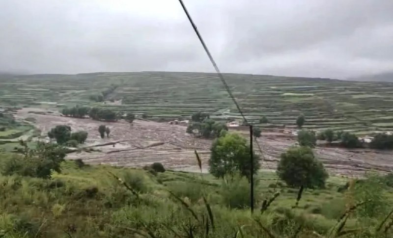 » 2、 甘肃榆中山洪 至少43人未生还记者从甘肃省防汛抗旱指挥部办公室获悉，截至目前，榆中山洪灾害已导致15人遇难，28人失联，15人受伤，紧急避险转移安置9828人