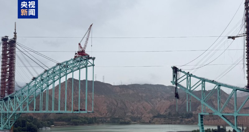 » 2、 川青铁路黄河大桥半边垮塌 12人死亡 4人落水失踪8月22日凌晨3时10分许，川青铁路尖扎黄河特大桥在施工中钢绞线断裂，造成人员伤亡