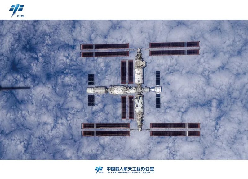 » 17. 中国空间站全貌高清图像首次公布11月28日下午，载人航天工程代表团出席由香港特区政府组织的媒体见面会