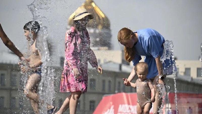 » 1、莫斯科气温36.1度 创122年最高纪录据俄新社7月12日报道，莫斯科的高温打破了122年来的纪录
