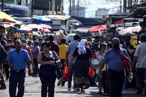 4. 2021年出生人口中三孩及以上占比14.5%7月12日，卫健委发布《2021年我国卫生健康事业发展统计公报》
