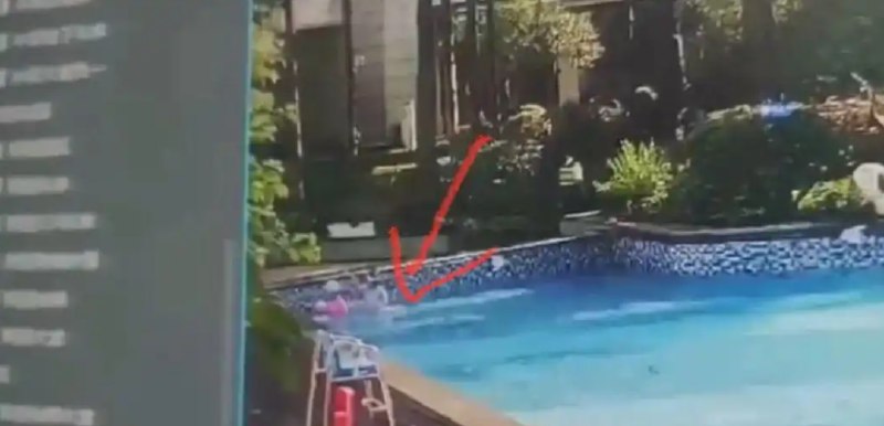 » 3、7岁女童被小区泳池排水口吸入  挖掘机挖开路面找到尸体近日，广东清远网传清城区保利天汇熙园小区泳池一名7岁女童疑被排水口吸入