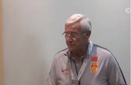 10. 里皮:国足有16名助教太不可思议曾经的广州队和中国男足的主帅，银狐里皮，虽然远离中国足球已经有了一段时间