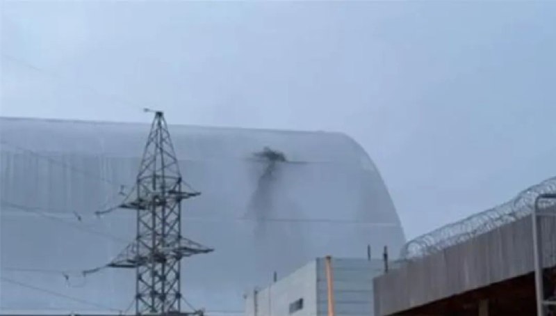 » 5、 无人机攻击乌克兰切尔诺贝利核电站当地时间14日，乌克兰总统泽连斯基通过社交媒体表示，一架俄方无人机袭击了切尔诺贝利核电站已损毁的第四反应堆的防护体