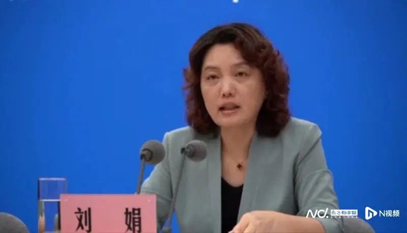 2. 国家医保局：未婚已育女性办理生育津贴不需要结婚证等材料国家医保局待遇保障司副司长刘娟8月17日在国家卫生健康委新闻发布会上回应南都记者提问时表示，社会保险法遵循权利和义务对等，只要履行了生育保险的缴费责任，国家层面在待遇享受方面是没有门槛的，而且在经办服务清单上，关于享受生育保险生育津贴所需提供的相关材料也不需要“结婚证”等材料