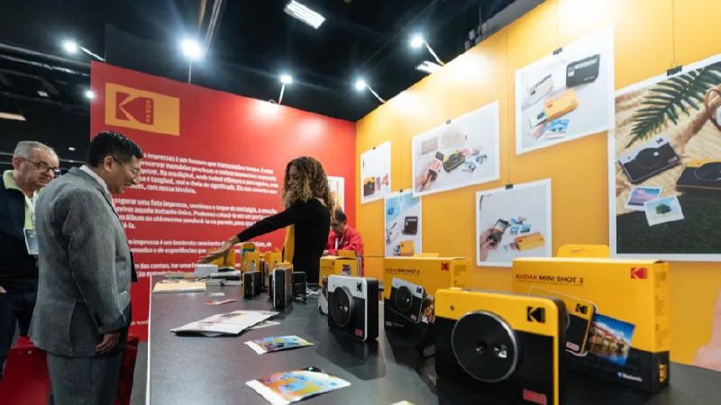 » 5、柯达公司表示资金压力大 可能破产拥有133年历史的影像巨头柯达公司11日发布财报，称公司能否持续经营存在“重大疑问”