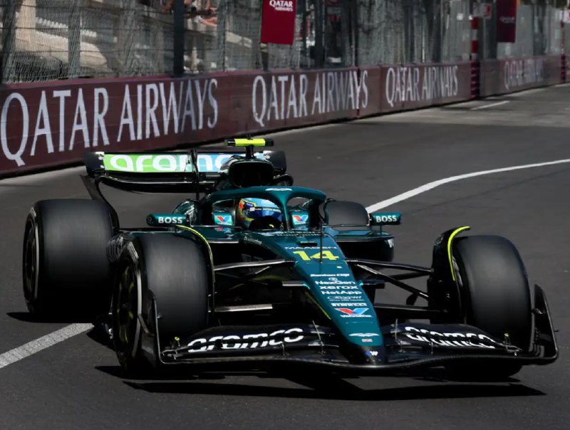 » 1、阿斯顿·马丁：亏损超出预期 5000万英镑出售F1永久命名权当地时间2月20日，英国豪华汽车制造商阿斯顿·马丁警告，其亏损规模将超出预期，并将旗下一级方程式（F1）车队的永久命名权出售