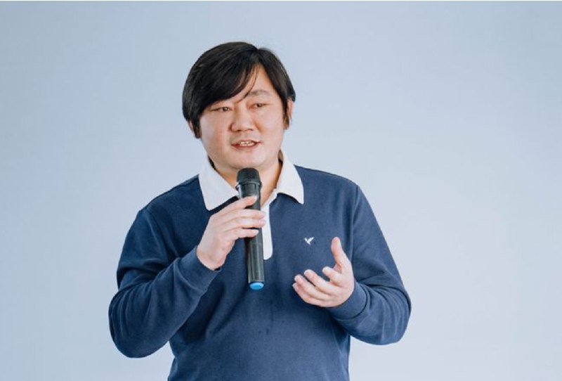 » 7、张雪机车WSBK夺冠，背后企业估值暴涨当地时间3月28日，在世界超级摩托车锦标赛（WSBK）葡萄牙站中，法国车手瓦伦丁·德比斯驾驶张雪机车（编号53）820RR-RS车型夺冠，冲线时领先近4秒，将传统霸主杜卡迪、雅马哈、川崎甩在身后