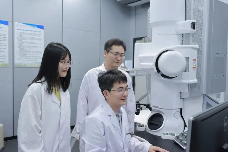 » 13. 因“太不可思议”审稿两年，武大液态金属成果终登《自然》“被打成碎片都能自动愈合、迅速恢复，战斗力爆表”，在很多科幻大片中，液态金属机器人是“战神一样的存在”