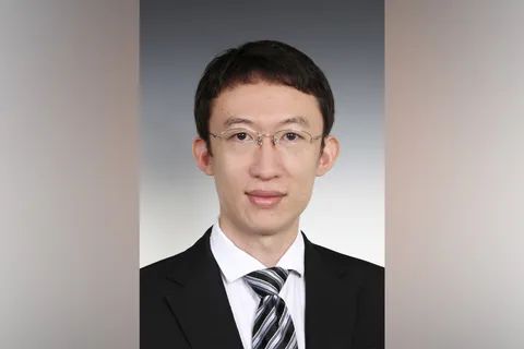 8. 大基金窝案持续：管理人公司投资部80后高管杨征帆被调查国家集成电路产业投资基金原总裁路军被查之后，该基金管理人公司华芯投资公司投资三部副总经理杨征帆近日也被带走调查