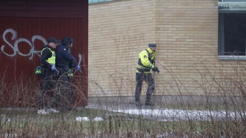 » 7. 瑞典史上最大规模枪击案，11死6伤当地时间2月4日，瑞典中部城市厄勒布鲁发生一起校园枪击事件，已致11人死亡，6人受伤